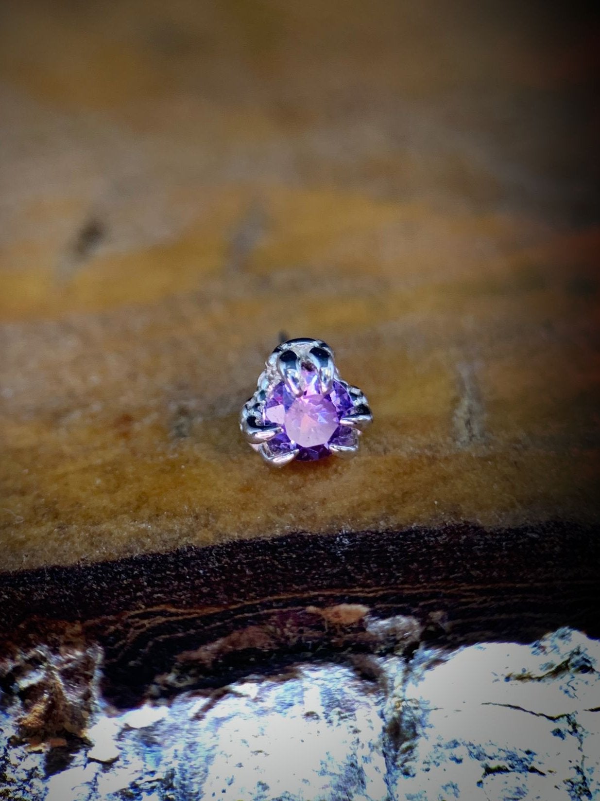 Pigeon Claw Gem - Amethyst Cubic Zirconia