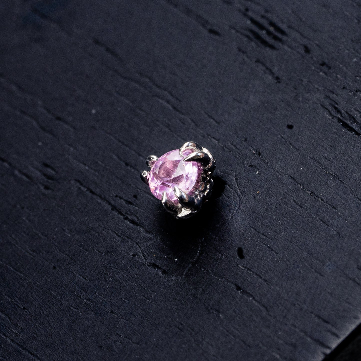 Pigeon Claw Gem - Pink Saphire