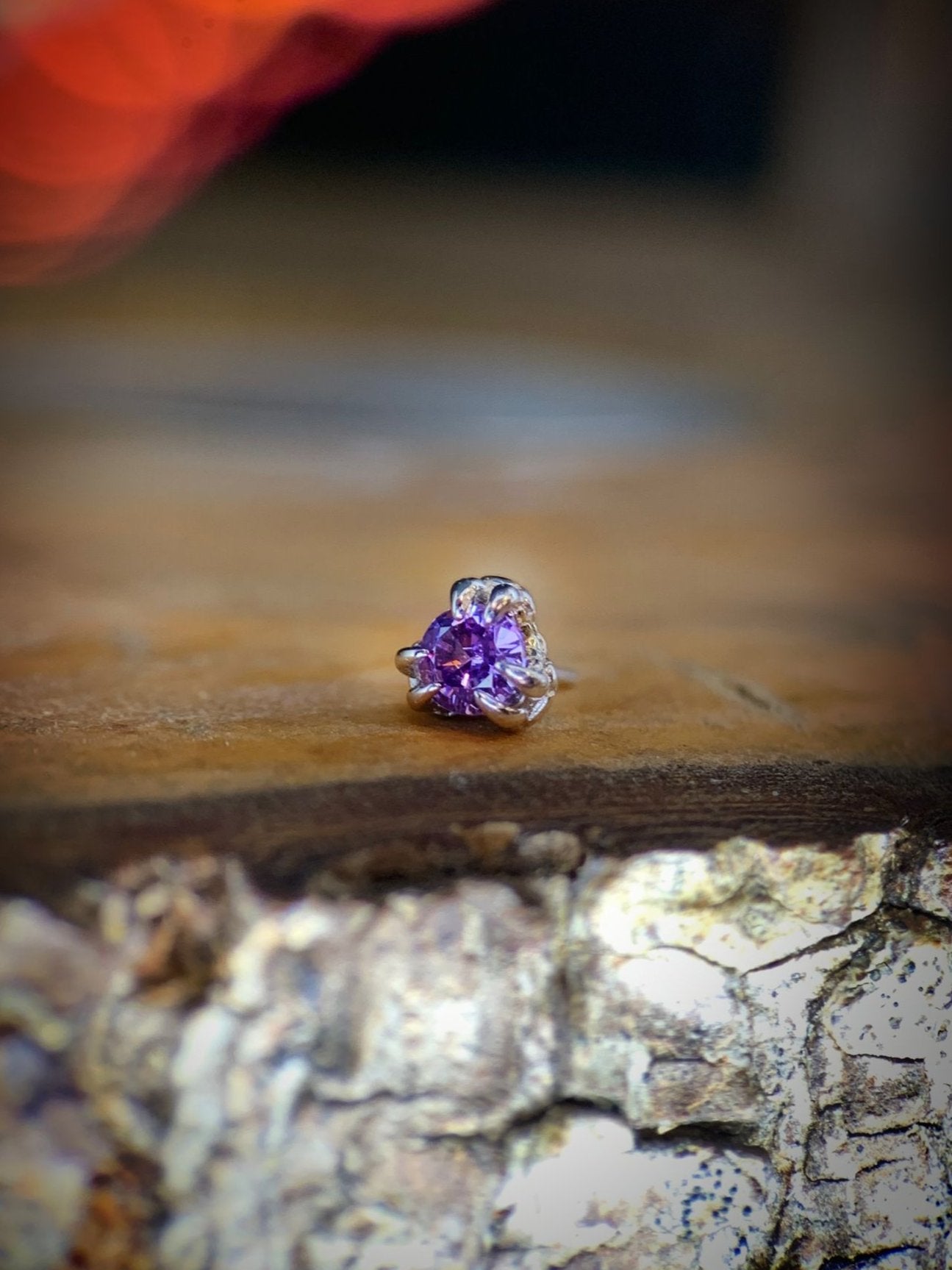Pigeon Claw Gem - Amethyst Cubic Zirconia