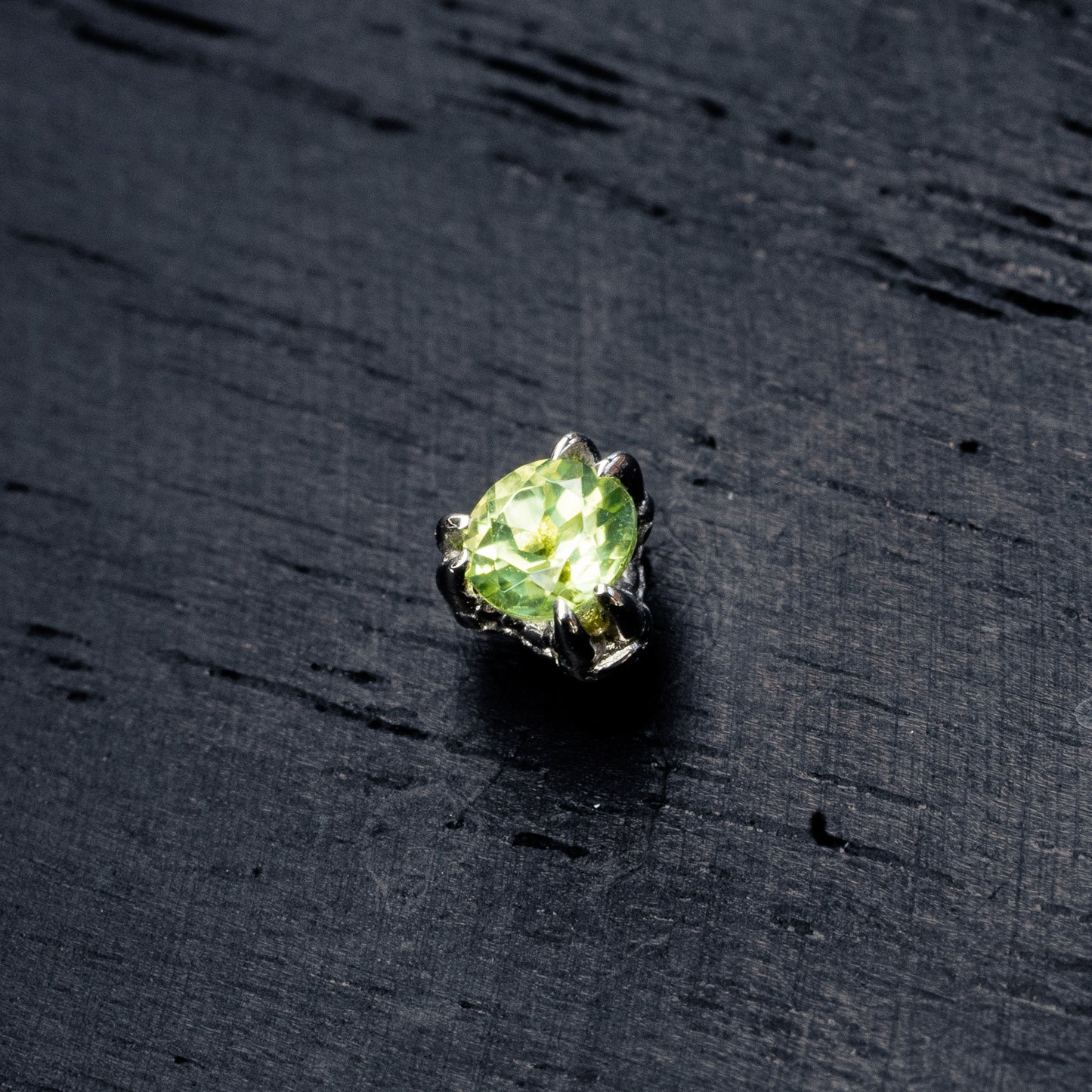 Pigeon Claw Gem - Green Peridot